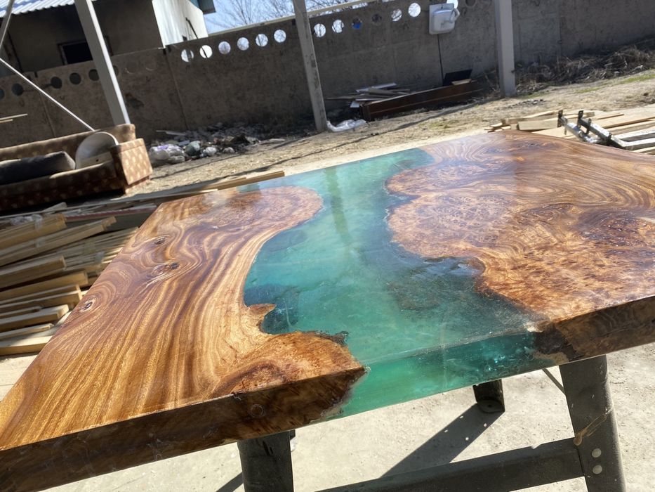 Эпоксидный стол