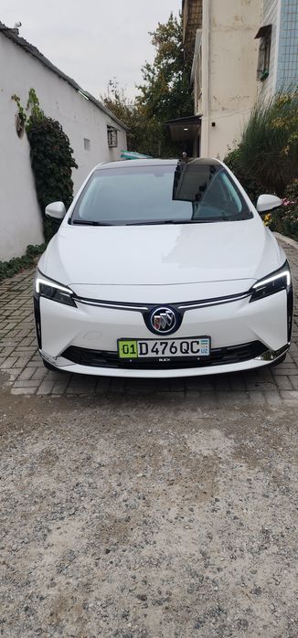 Buick velite 6 sotiladi srochno arzonga beramiz