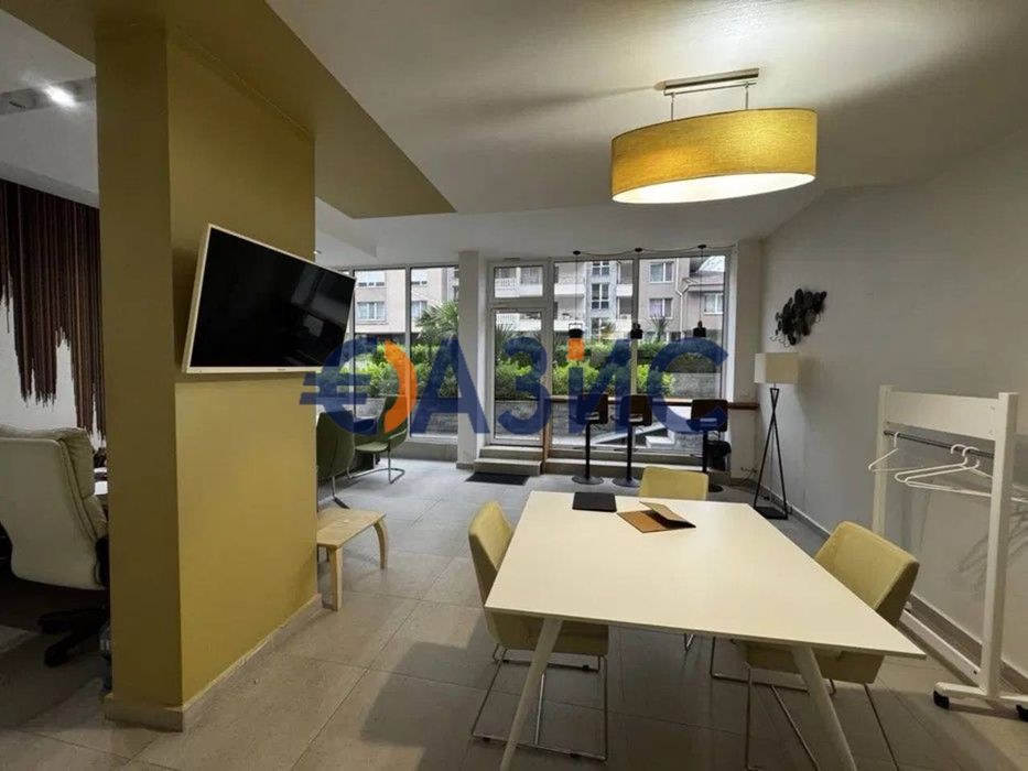 Офис 83 м2 в комплекс "Перла" на 1 етаж, България, Бургас, 164 500