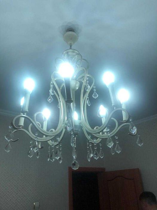 Красивая люстра для дома