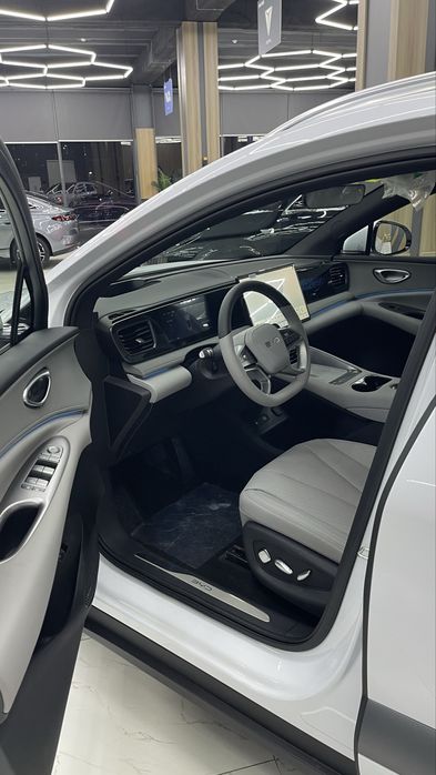 BYD sealion 06 full + Garantiya tayyori Avtasalonda !