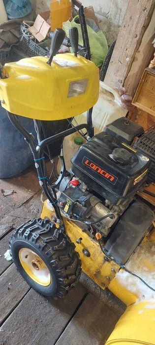 Продам снегоуборку! Срочно!