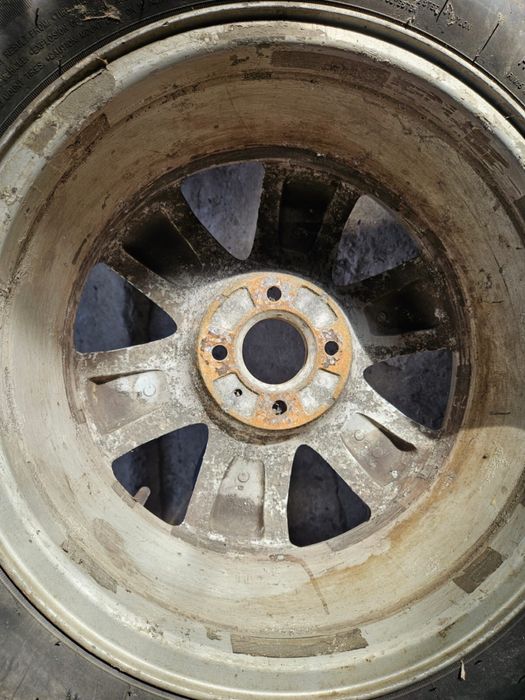 Jante+anvelope r15 Dacia Logan