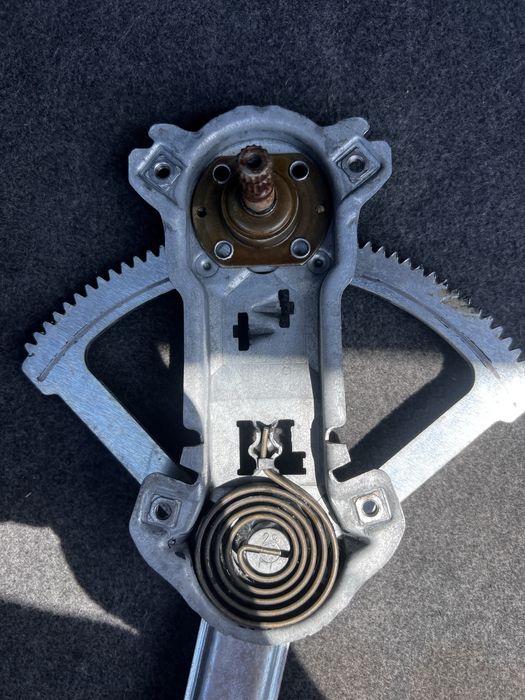 Стеклоподёмники на 190 механич