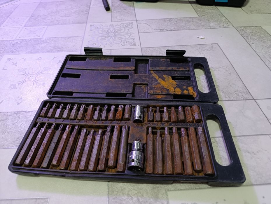 Продам набор ключей