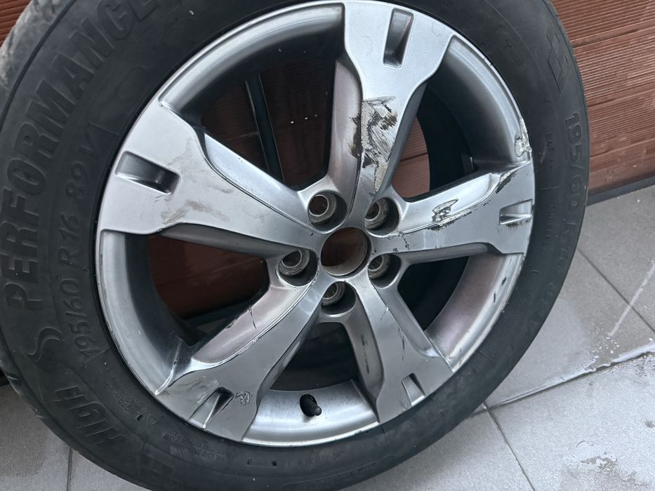 Vând set 4 jante aliaj Toyota R16