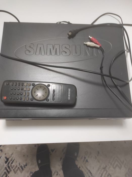 Видеомагнитофон samsung
