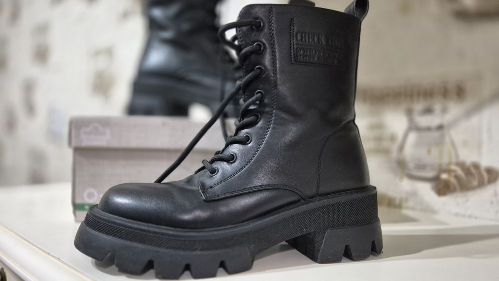 Сапоги детский 35 размер.