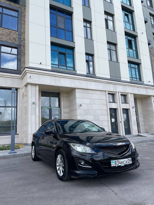 Мазда 6 2011г.в. обьем 2л Кожаный салон