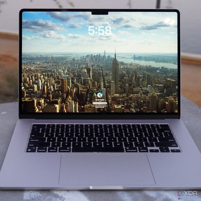 Продам свой новый Macbook Air 15 M4/16/256
