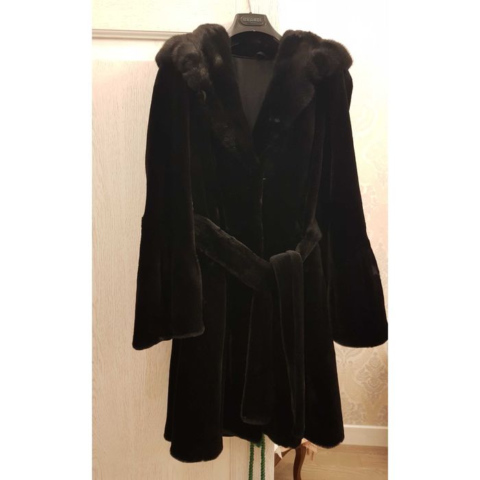 Продам норковую шубу