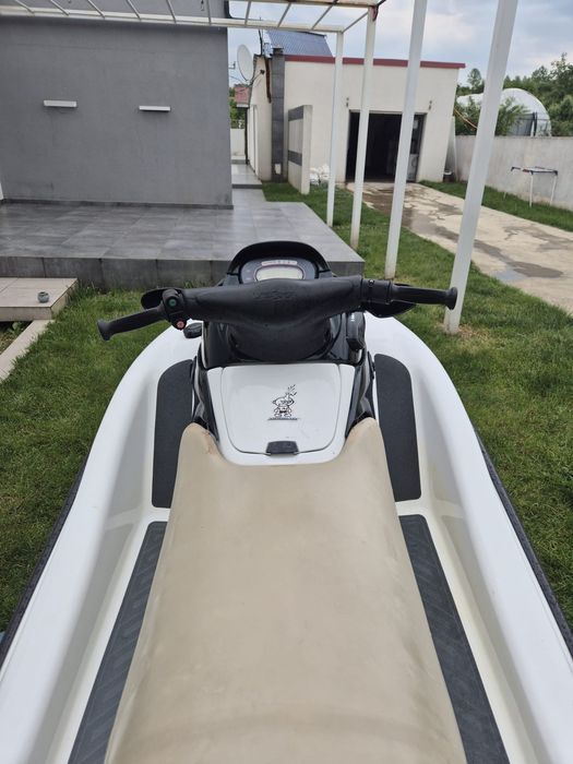 Kawasaki Jet Ski 900 STX + peridoc