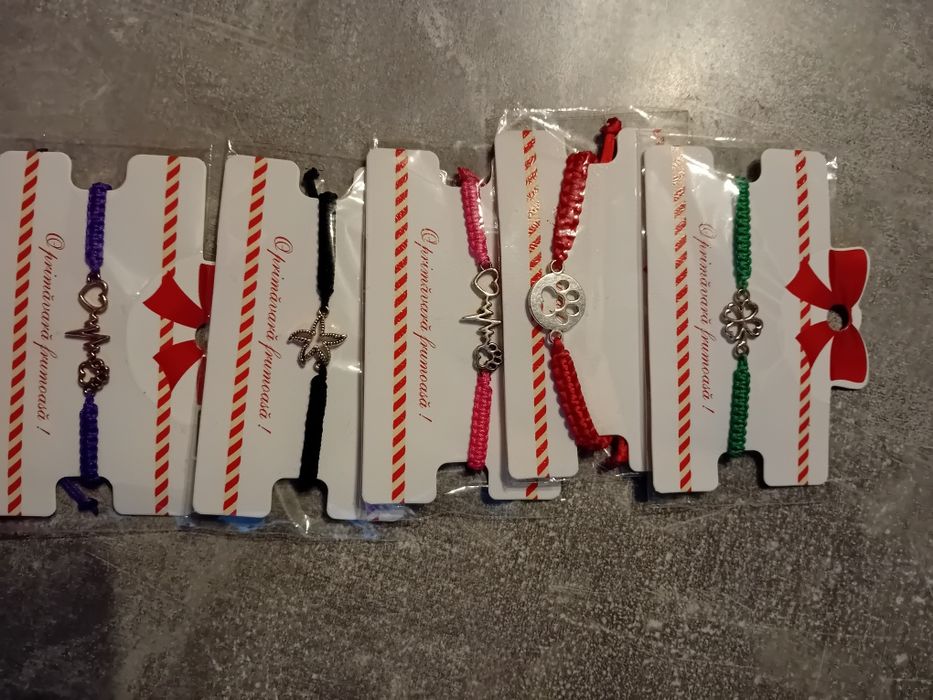 Brățară cu medalion