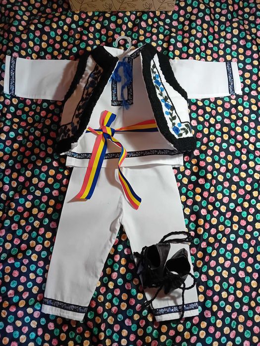 Costum popular băieți  1 -2 ani