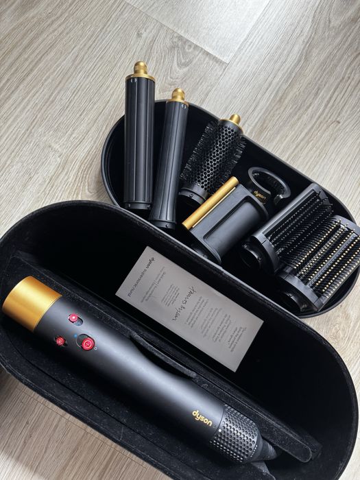 Dyson airwrap negru