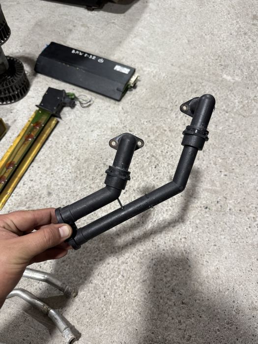 Запчасти от климат контроля на BMW e34