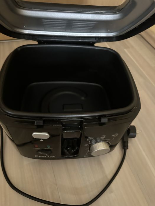 Фритюрник Finlux FDF - 2518BS