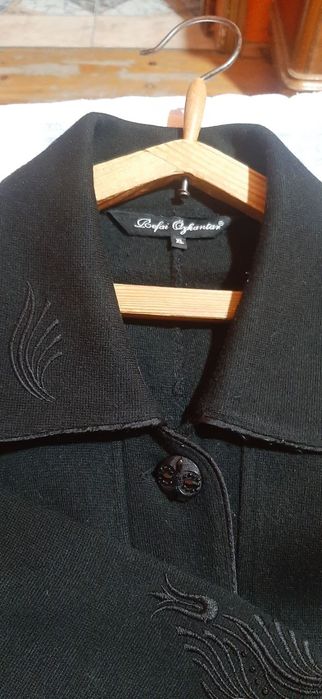 Кардиган Туркия шерсть.в отличном состояние.