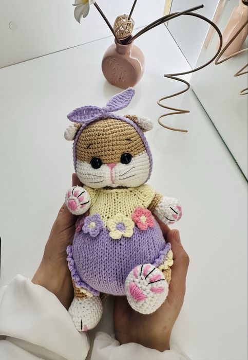 Вязаные игрушки , погремушки , бэби боксы  ручной рабаты
