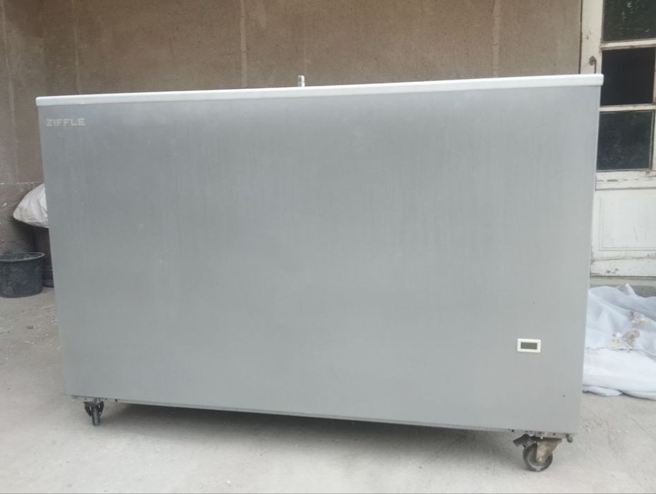 Морозилка сотилади