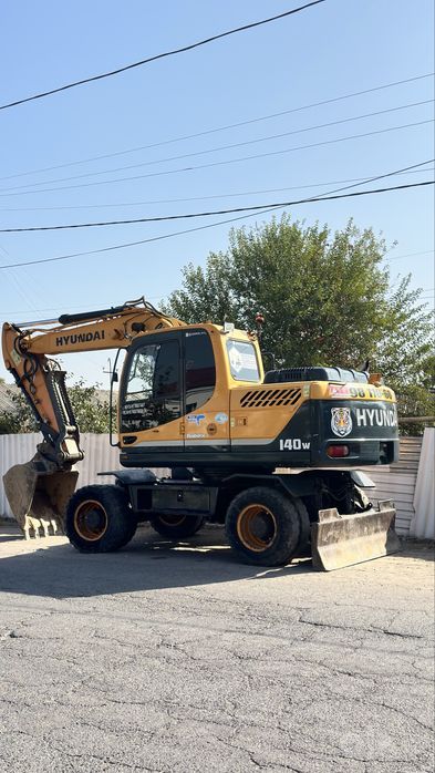 Hyundai W140 Ekskovator.  2013yili