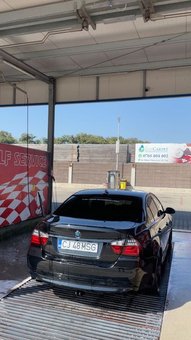 Vând Bmw E90 2.0 diesel sau schimb e92 +-diferența