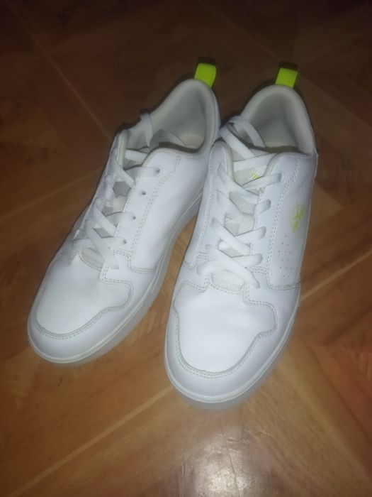 Продам кеды кроссы