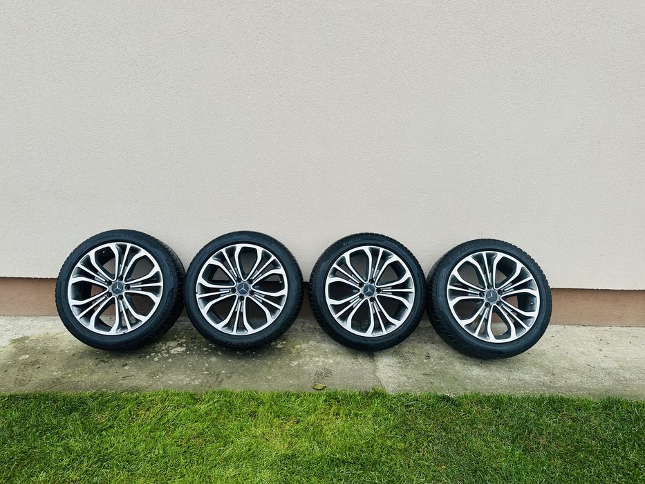 Jante Mercedes originale pe 19” cu anvelope de iarna Pirelli 245/45R19
