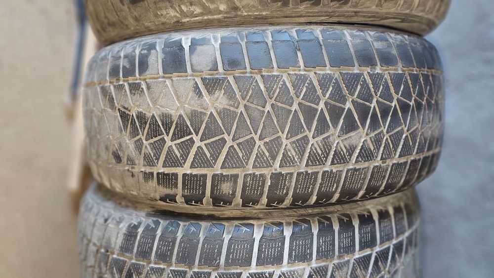 Резина Bridgestone Blizzak R19