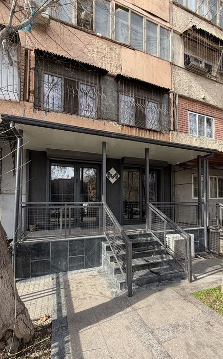 СРОЧНО. ЗАКРЫТАЯ ПРОДАЖА. Продается нежилое помещение. Новомосковский.