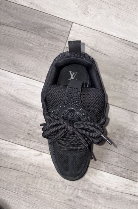 Lv skate swarovski