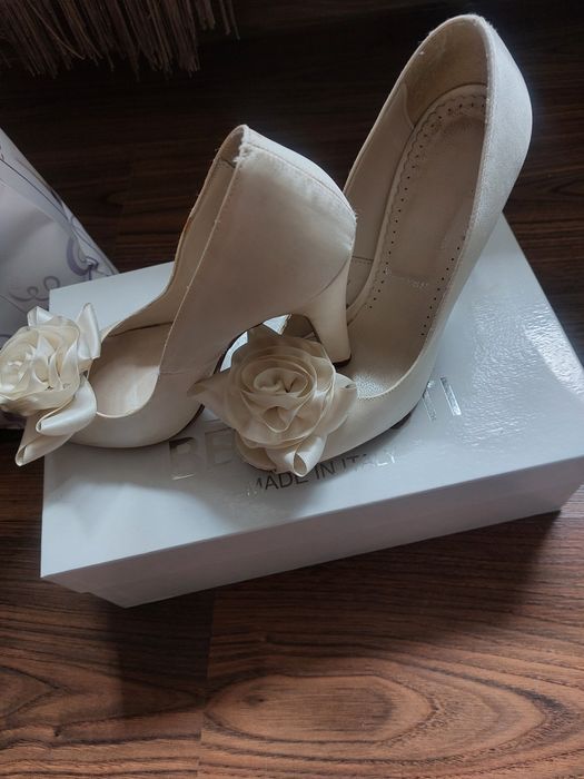 Pantofi de ocazie