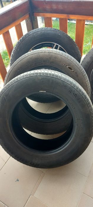4 anvelope 235/65/17 vara