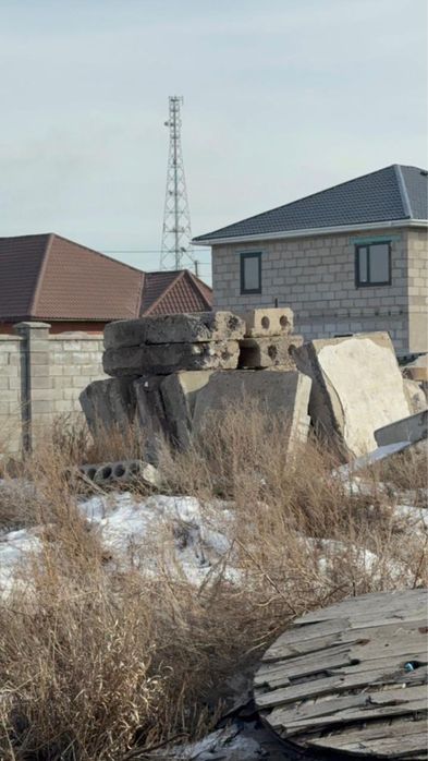 Отдам бесплатно строительный материал