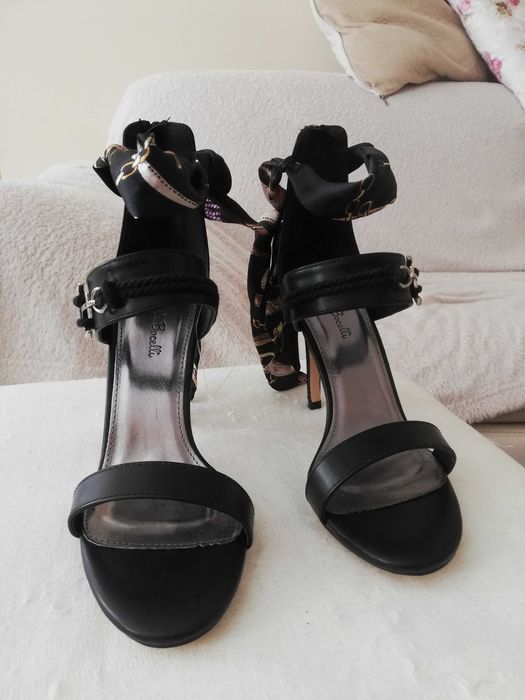 Елегантни дамски сандали на ток, 37 номер