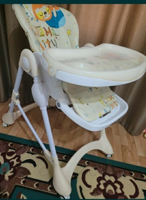 Продам стульчик для кормления HAPPY ANIMALS