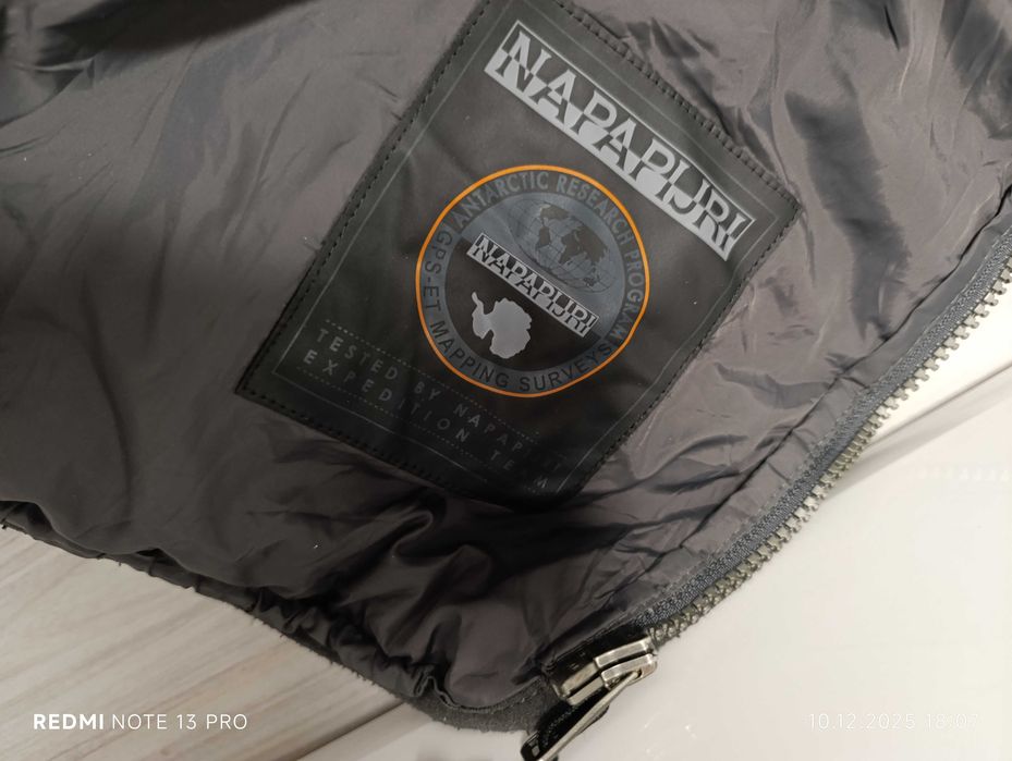 ''Napapijri''оригинално мъжко яке ХХЛ размер