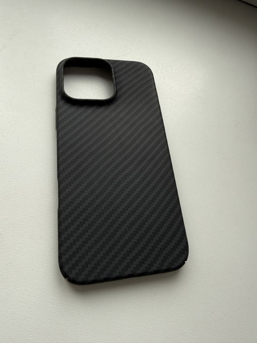 Чехлы на айфон 16про макс