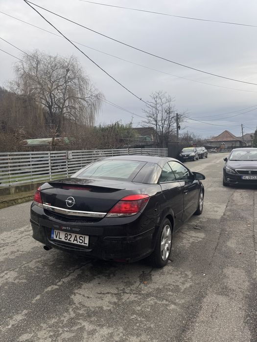 Opel astra h twintop