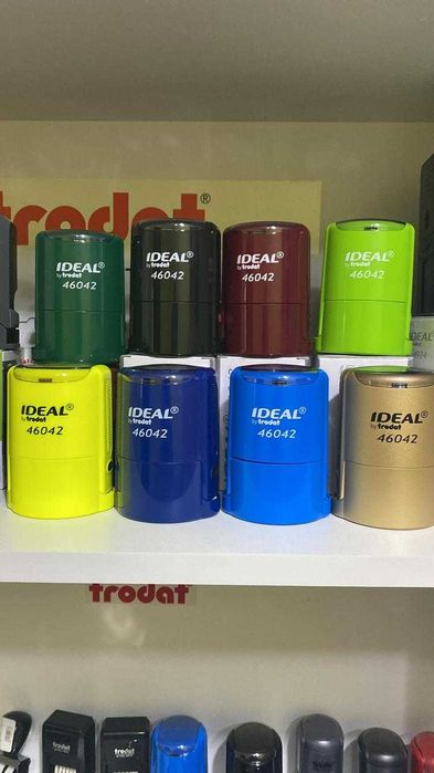 Изготовление печатей и штампов.