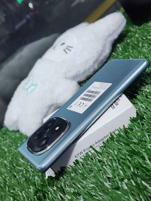 Redmi Note 14 Pro + 12/512 gb hali yangi apparat 99% da korobkasi bor