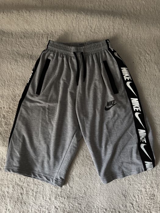 Продам Шорты Nike