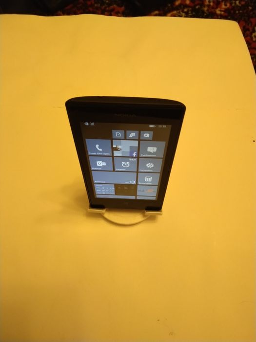 Продавам GSM / мобилен телефон  Nokia Lumia 520 black