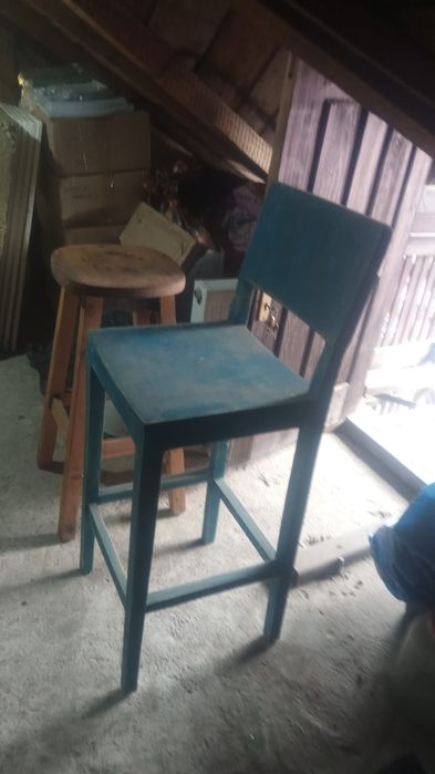 Scaun înalt, ideal bar