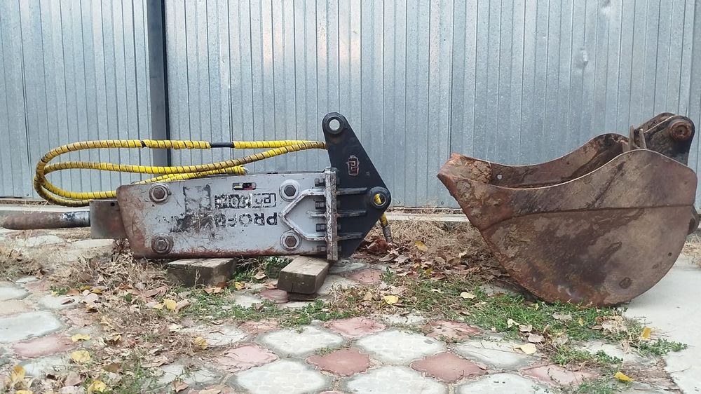 Продам гидромолоток pb70 и ковш 80