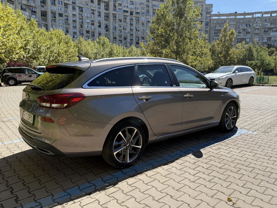Hyundai i30 1.6 CRDi Automat MildHybrid– 2021