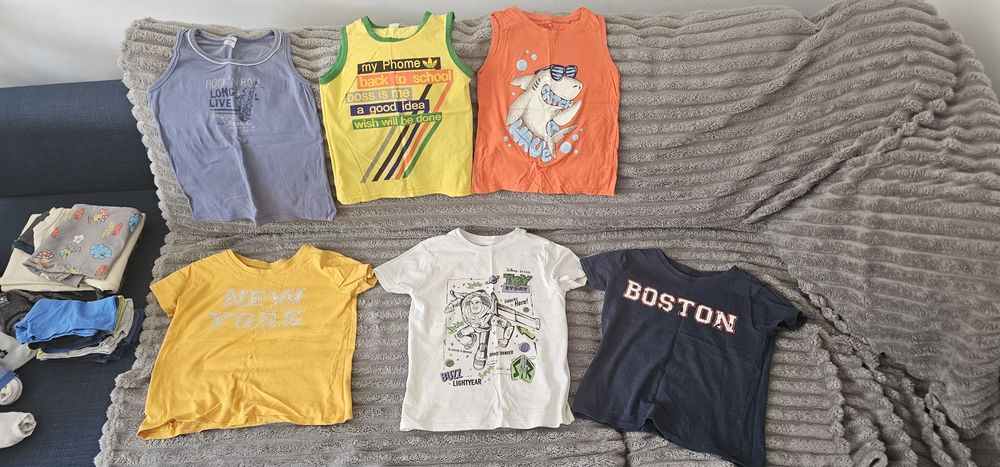 Отдам детские вещи