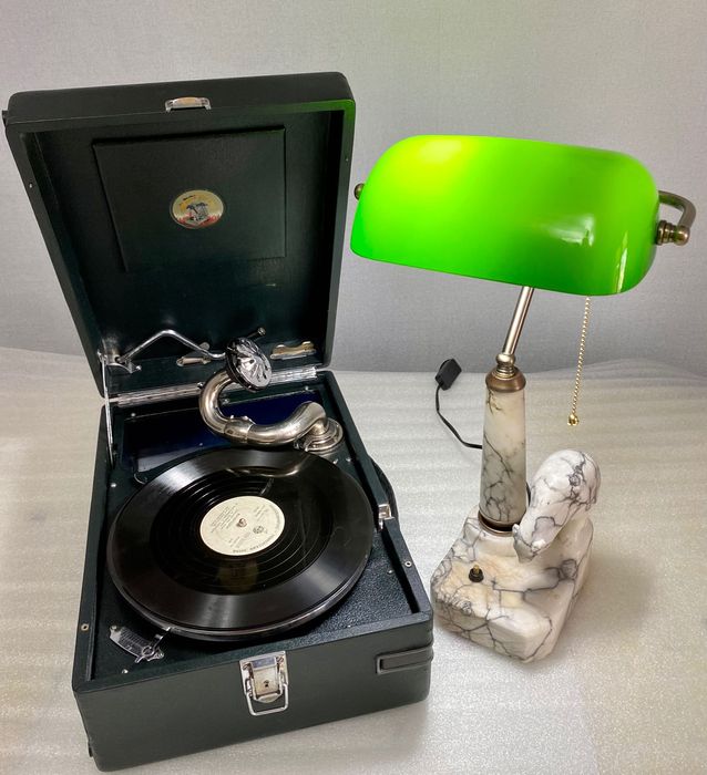 Патефон граммофон 1930гг лампа настольная мраморная