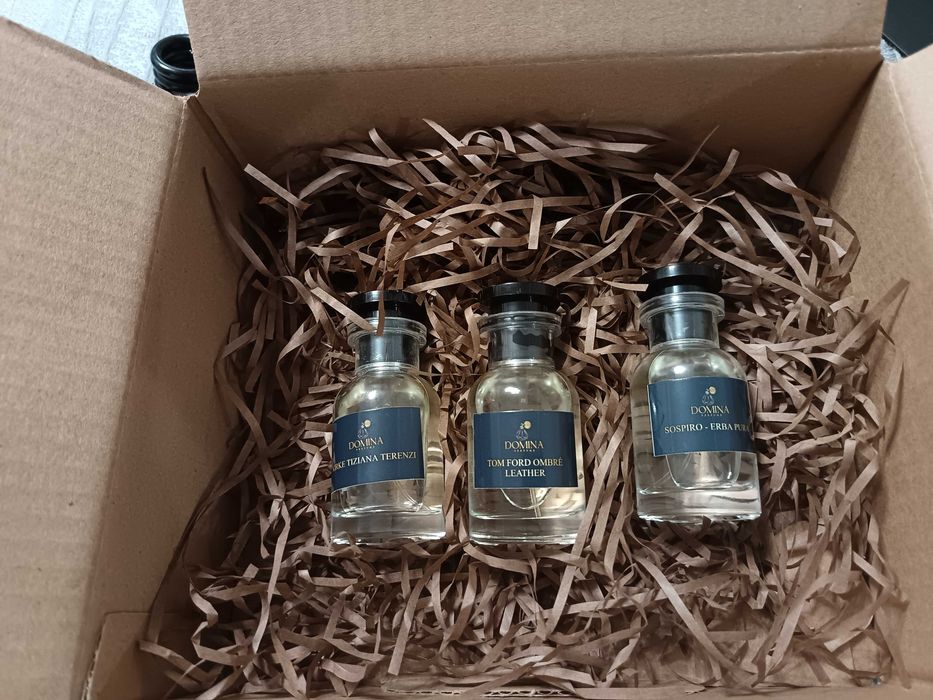 Три флакона духов