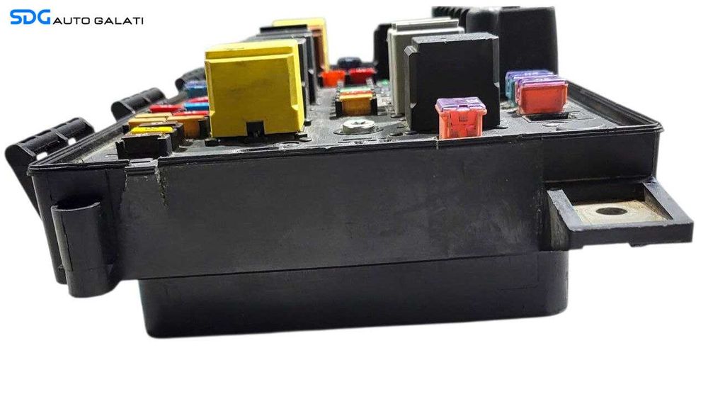 Panou Tablou Relee Sigurante Opel Astra H 2004 - 2010 Cod 13206750 13206750GX 5DK008668-08 [L7320]